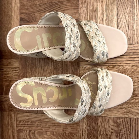 NWT Circus by Sam Edelman. Open toe sandal with open-weave finish - Picture 2 of 8